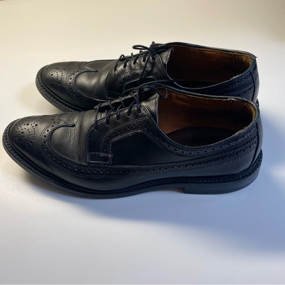 ALLEN EDMONDS MCALLISTER BLACK WINGTIP 10.5D - Picture 4 of 14
